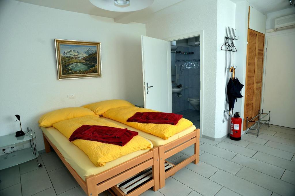 Niros Bed & Breakfast Birsfelden Cameră foto