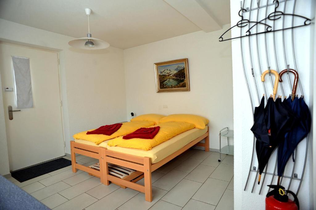 Niros Bed & Breakfast Birsfelden Cameră foto