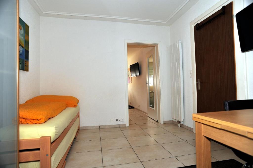 Niros Bed & Breakfast Birsfelden Cameră foto