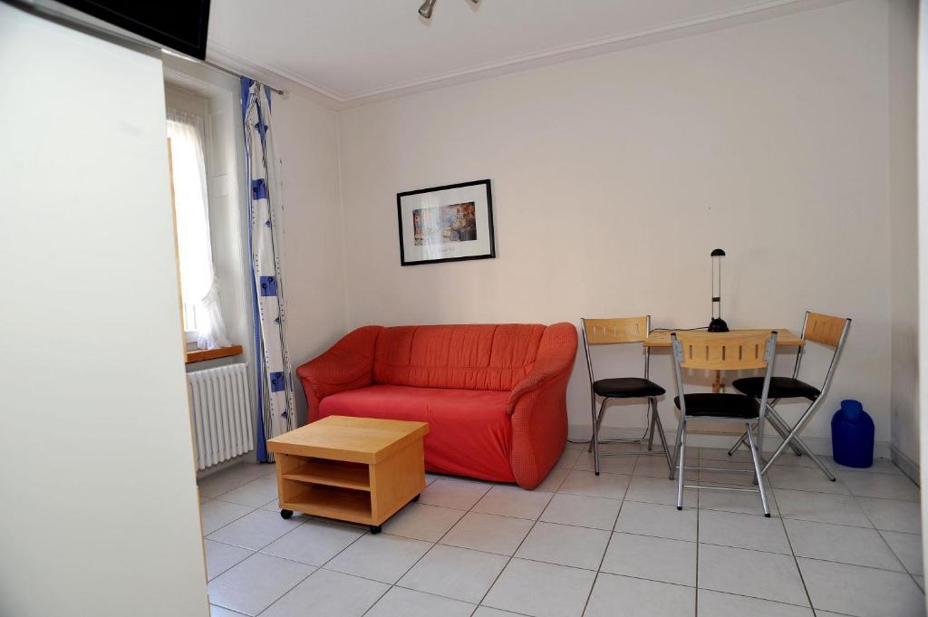 Niros Bed & Breakfast Birsfelden Cameră foto